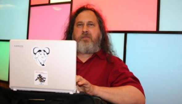 2012-12-06_richard_stallman_590__large-b07